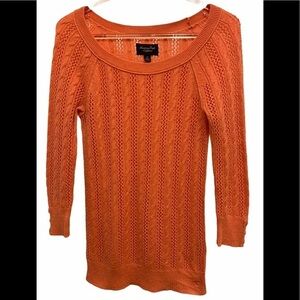 American Eagles Outfitters Sweater